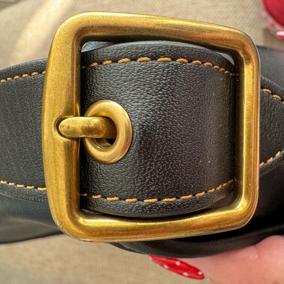 Coach Rambler Handbag in Glovetanned Leather (Black) - Picture 10 of 16